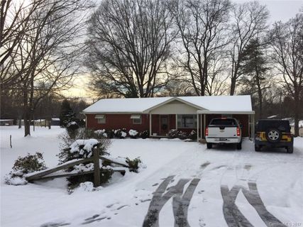 115 Roseman Lane
