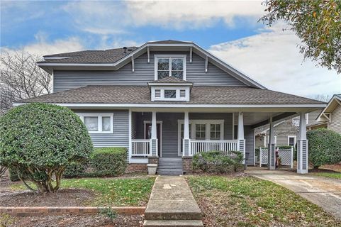 2214 Winthrop Avenue 10b
