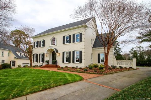 2104 Foxcroft Woods Lane sold home in Foxcroft Woods, Charlotte, NC