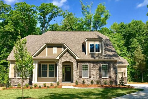 2032 Donovan Drive