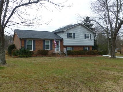 1517 Vanderlip Drive 8