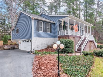 11 Mountain View Lane