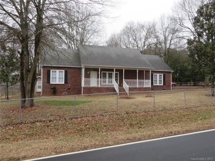 3371 Rhyne Forest Road sold home in Whispering Pines, Iron Station, NC