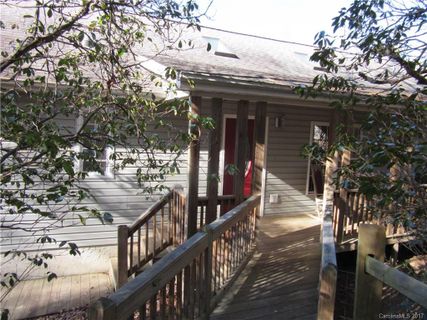 5 Rawlings Run sold home in EDGEWOOD, Flat Rock, NC