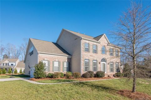 1233 Rockwell View Road