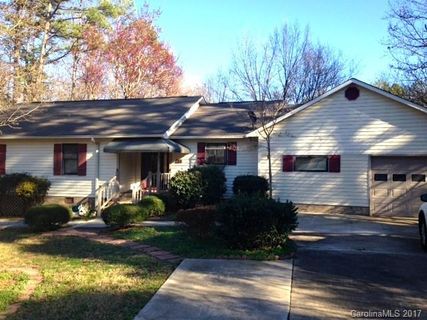 135 Pinecrest Street