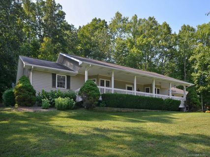 305 Calico Lane