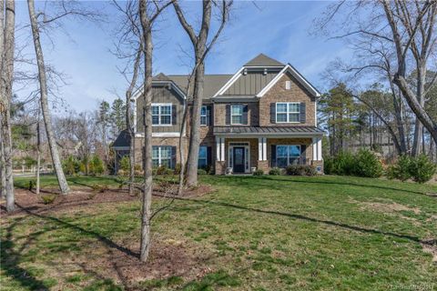 1835 Kings Manor Court