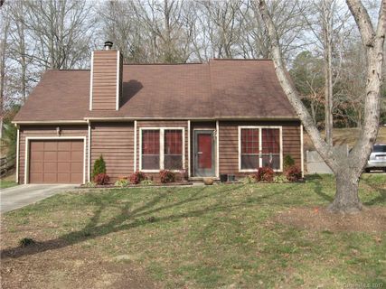 8224 Rittenhouse Circle