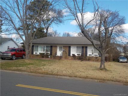 4801 Carriage Drive Circle