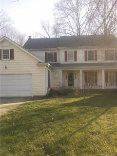 2400 Century Oaks Lane 72
