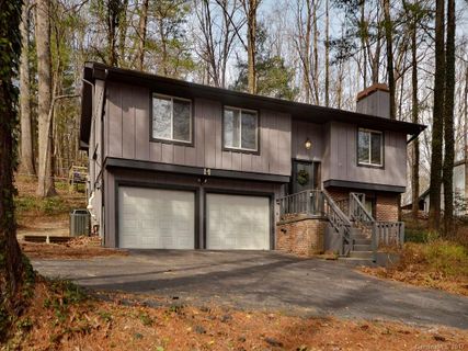 14 Mayfair Place sold home in Brookwood, Arden, NC