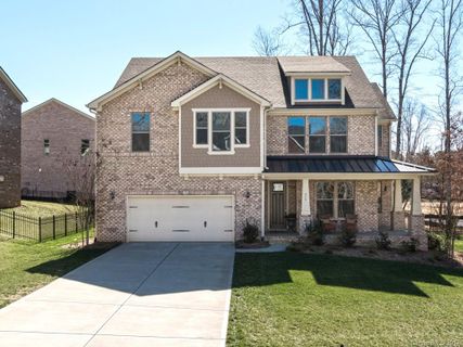 215 Kingsdown Avenue 14
