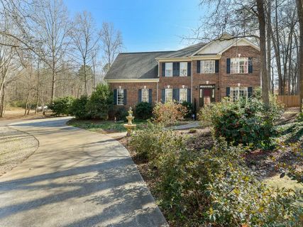 8101 Shannon Woods Lane sold home in Shannon Woods, Matthews, NC