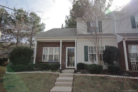 10559 English Setter Way 401 sold home in Hunter Downes, Charlotte, NC