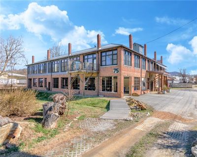 75 Thompson Street A sold home in Mica Village, Asheville, NC