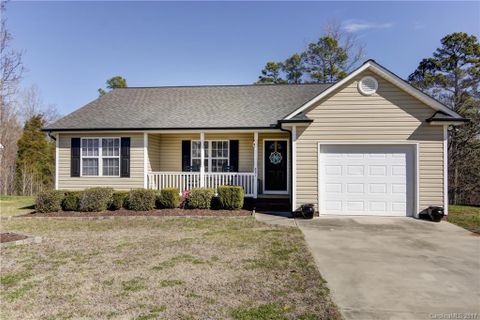 831 Loch Lomond Circle