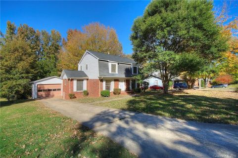 6629 Cedar Springs Road