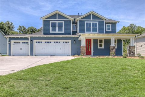 143 Country Lake Drive sold home in Creekstone, Mooresville, NC