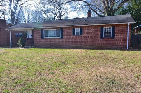 500 Briarwood Drive sold home in Briarwood, Charlotte, NC