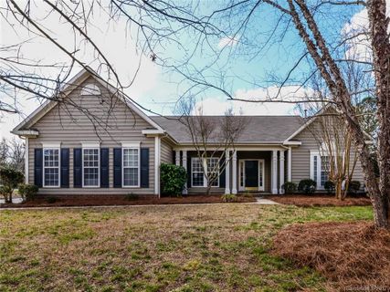 2701 Cressa Court