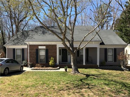 2020 Trowbridge Court