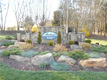 6159 Falls Ridge Trail