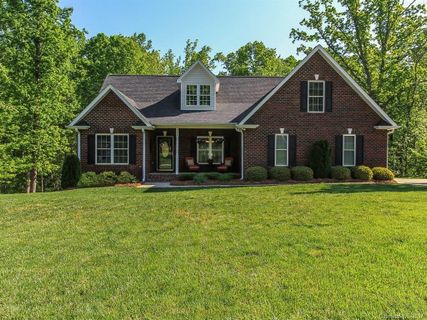 218 Mark Ryan Road