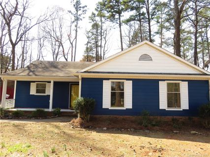 7829 Surreywood Place sold home in Sardis Crossing, Charlotte, NC