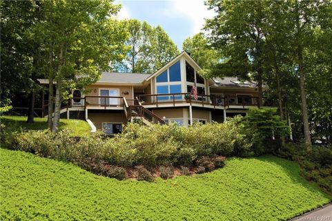 749 Whites Lake Boulevard