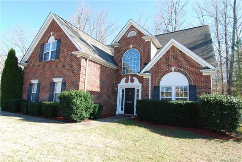 7310 Aldwych Lane