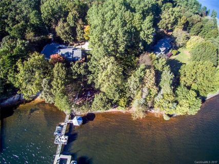 8353 Luckey Point Road sold home in Luckey Point, Denver, NC