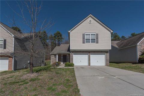 2427 Sunset Oaks Drive sold home in Sunset Oaks, Charlotte, NC