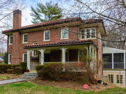 17 Marlborough Road Sublot 3 sold home in Lake View Park, Asheville, NC