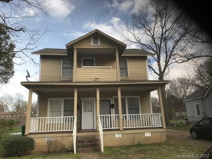 212 Skyland Avenue sold home in Elizabeth Acres, Charlotte, NC