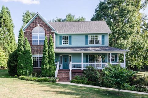 10 Southbrook Drive