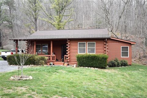 368 Sugar Mountain Road 222 sold home in Mountain Valley Estates, Waynesville, NC