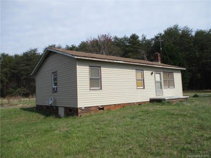 445 County Line Road