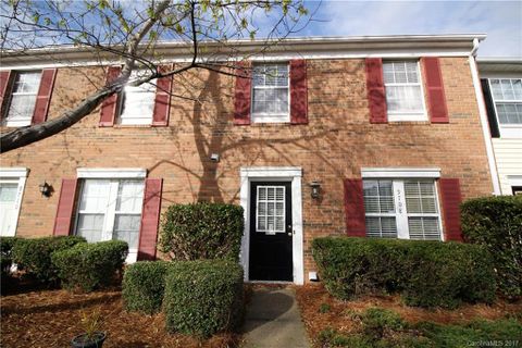 9708 Old Gate Drive 128 sold home in Pheasant Knoll, Matthews, NC