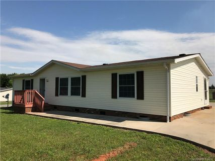 2924 Old Mountain Road sold home in Stonydell, Stony Point, NC