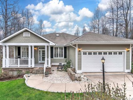 Previously sold for $460,000