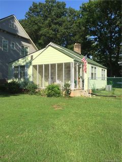 3221 Westfield Road L8