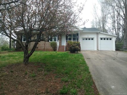 103 Summers Place