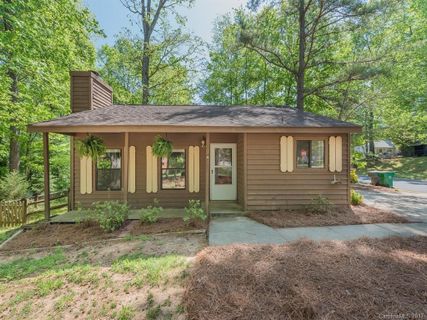 6413 Piney Path Road