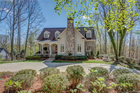 308 Eagles Walk