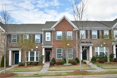 Previously sold for $228,000