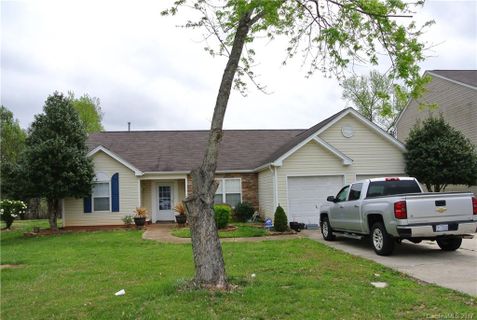 9810 Avensong Crossing Drive