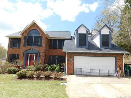 2401 Wildburne Court