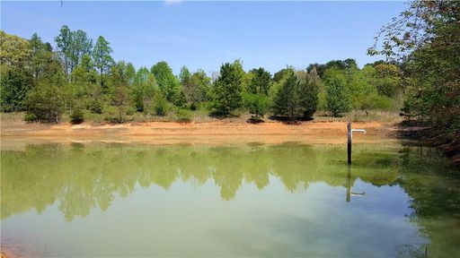 6410 Keeneland Trail 45 sold home in Heatherbrook, Vale, NC