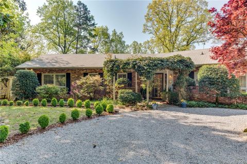 226 Mountain Shadows Lane sold home in Mountain Shadows, Columbus, NC